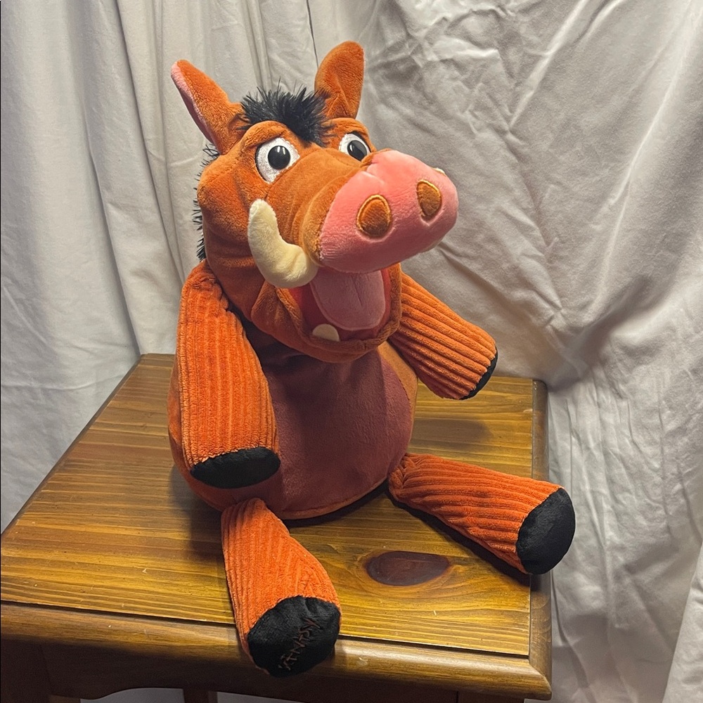 Scentsy Disney Pumba Buddy BNWB Comes with Scent Pack